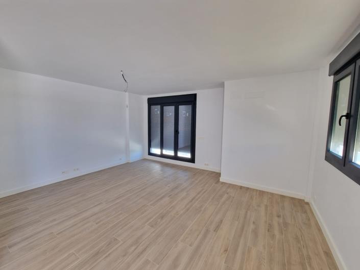 Image No.11-3 Bed House/Villa for sale