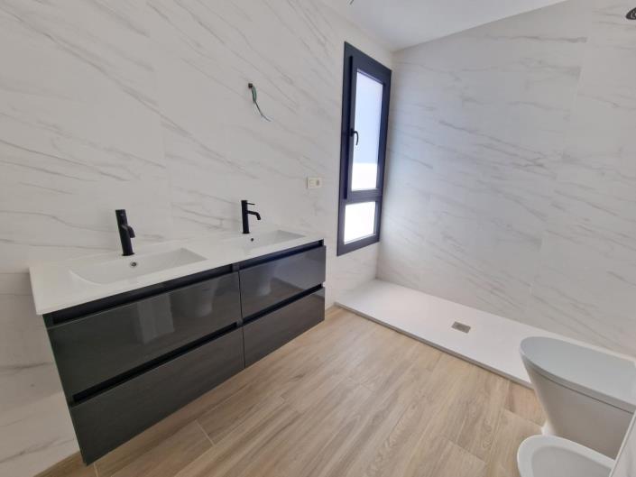 Image No.13-3 Bed House/Villa for sale