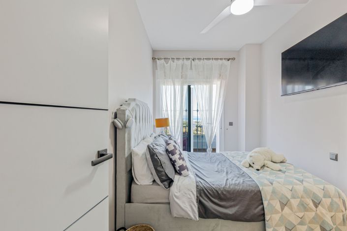 Image No.46-5 Bed Townhouse for sale