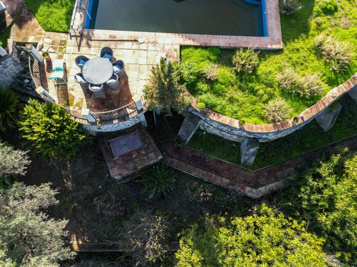 Image No.16-5 Bed Property for sale