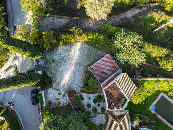 Image No.25-5 Bed Property for sale