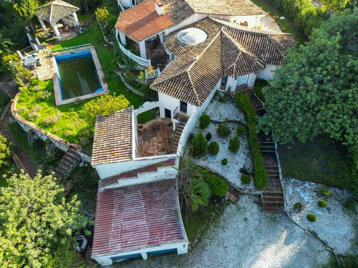 Image No.26-5 Bed Property for sale