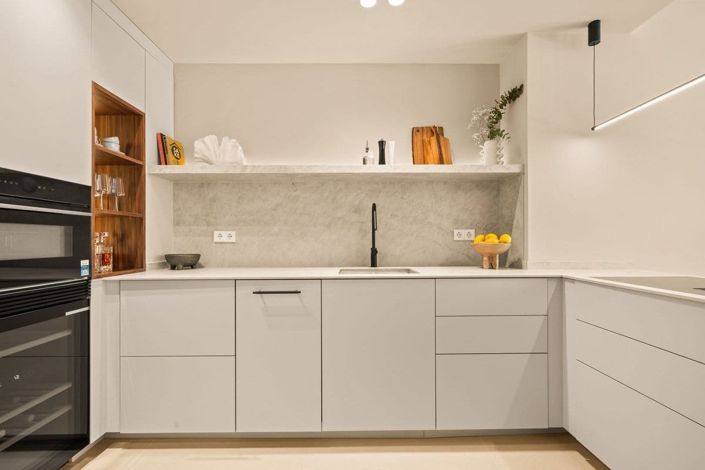 Image No.20-3 Bed Apartment for sale