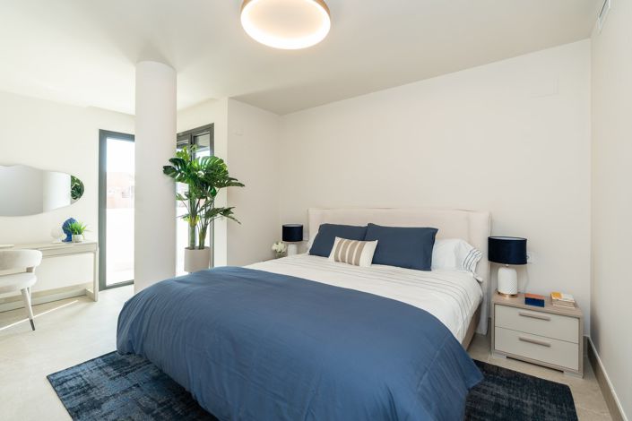 Image No.12-3 Bed Apartment for sale