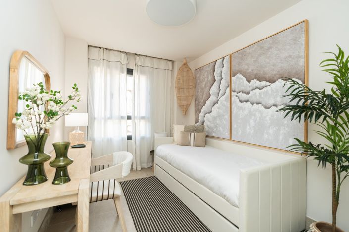 Image No.18-3 Bed Apartment for sale