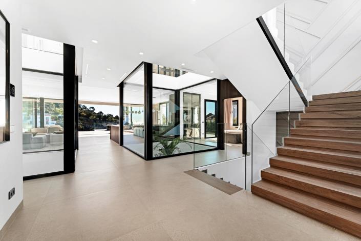 Image No.21-6 Bed Villa / Detached for sale