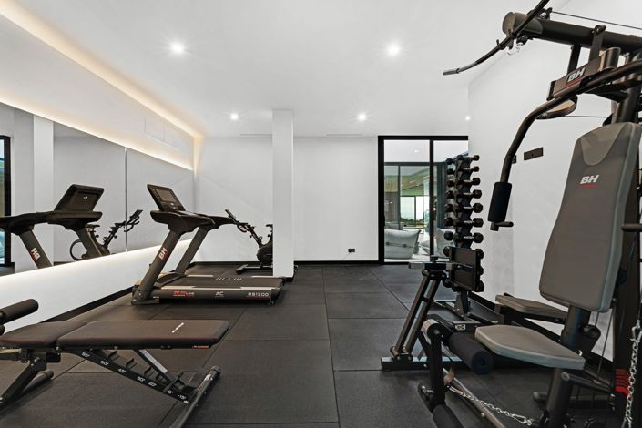 Image No.39-6 Bed Villa for sale