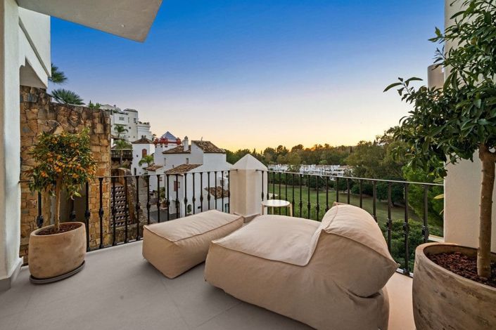 Image No.41-3 Bed Apartment for sale