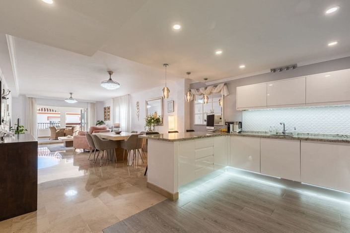 Image No.11-Appartement de 2 chambres à vendre à Benahavis