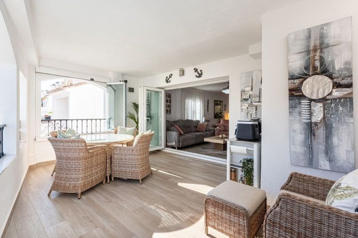 Image No.3-Appartement de 2 chambres à vendre à Benahavis