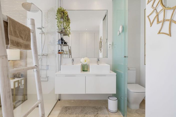 Image No.24-3 Bed Apartment for sale