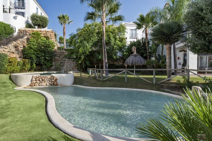 Image No.56-3 Bed Apartment for sale