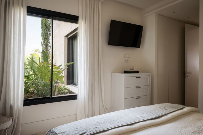 Image No.20-3 Bed Apartment for sale