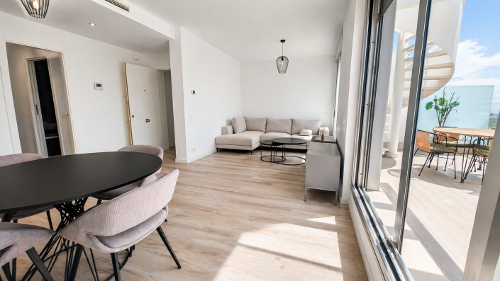 Image No.26-2 Bed Apartment for sale