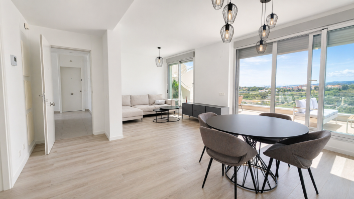 Image No.24-2 Bed Apartment for sale