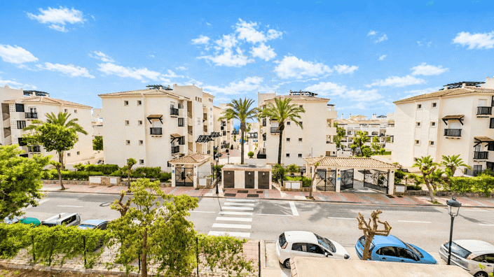 Image No.9-2 Bed Apartment for sale