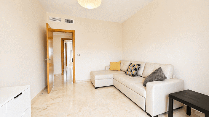 Image No.22-2 Bed Apartment for sale
