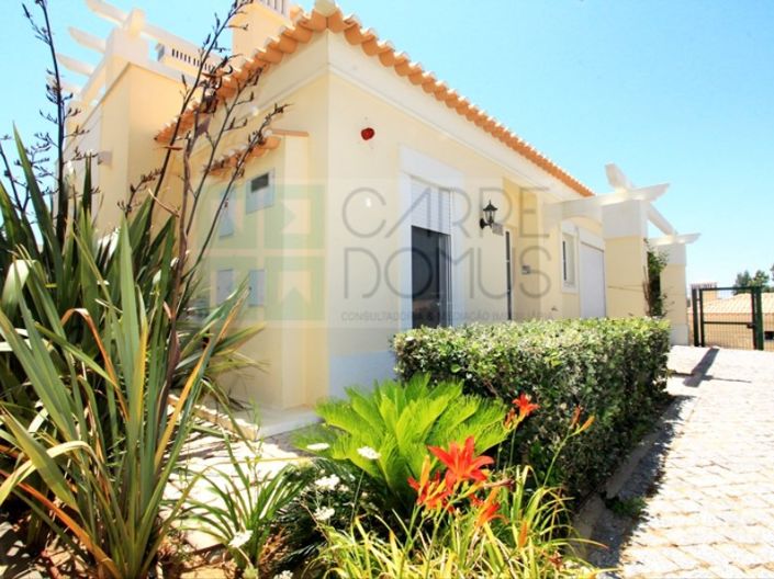 Image No.2-3 Bed House for sale