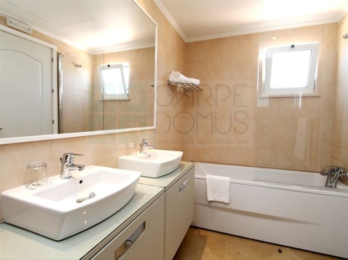 Image No.28-2 Bed House for sale