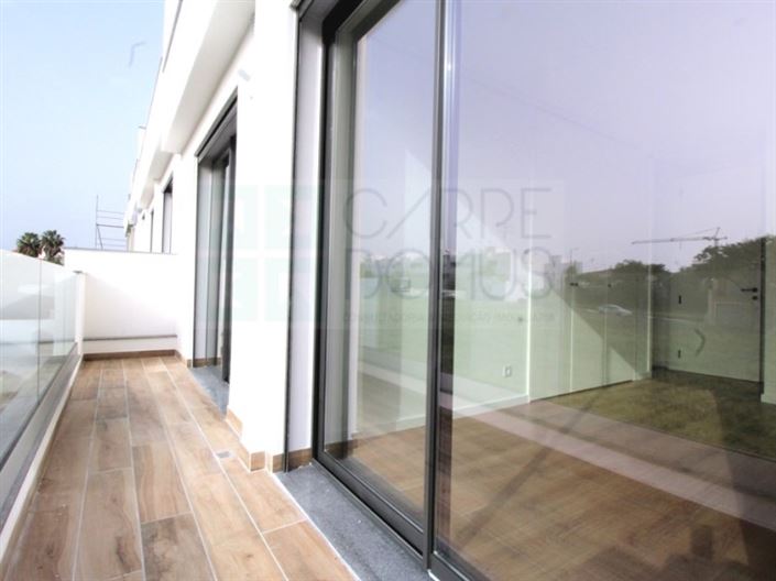 Image No.19-3 Bed House for sale