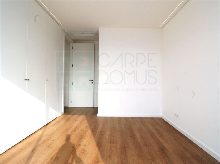 Image No.23-3 Bed House for sale