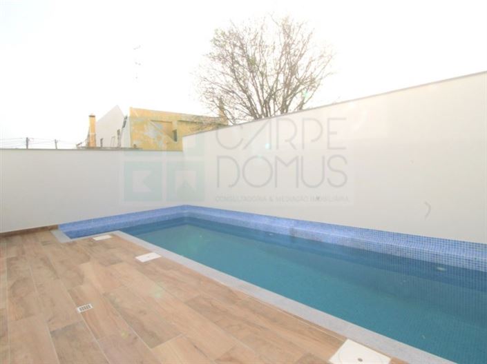 Image No.30-3 Bed House for sale