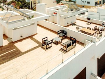 id732fd900-0000-0500-0000-000010714f36