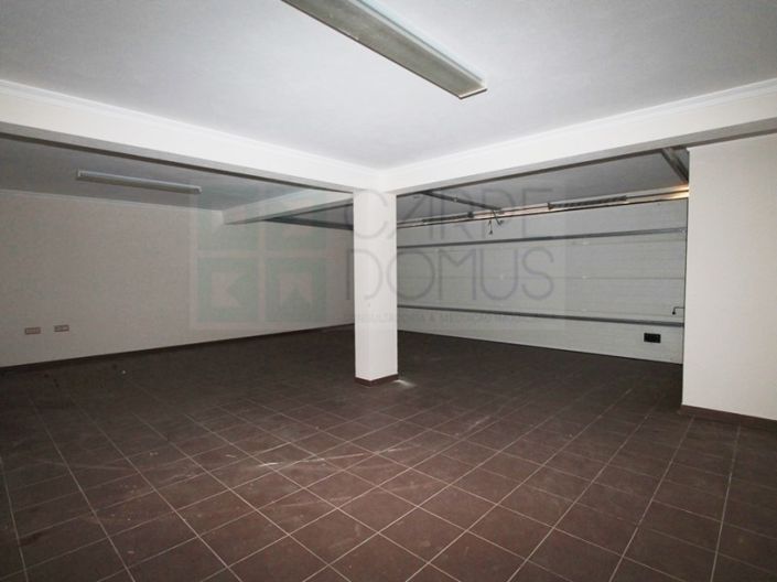 Image No.101-5 Bed House for sale