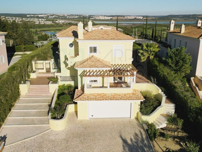 Image No.2-5 Bed House for sale