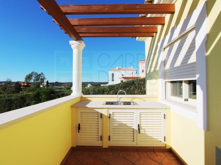 Image No.26-5 Bed House for sale