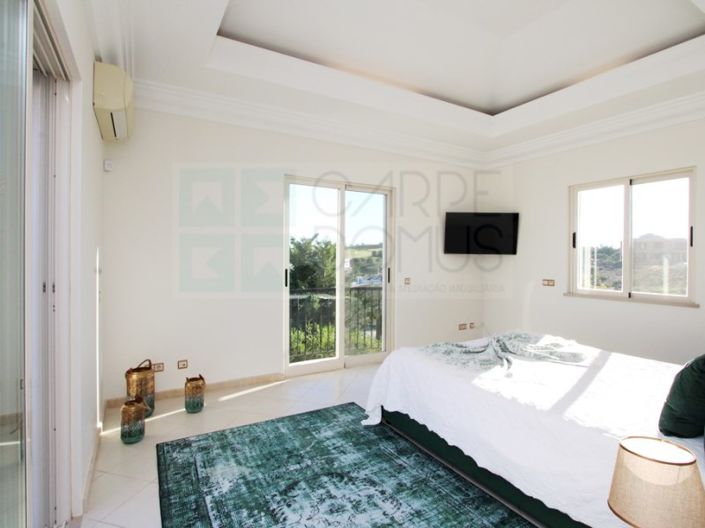 Image No.57-5 Bed House for sale