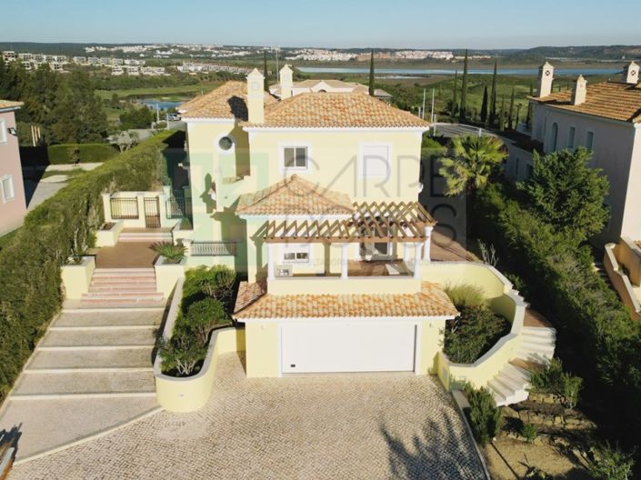 Image No.2-5 Bed House for sale