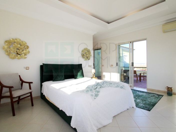 Image No.61-5 Bed House for sale