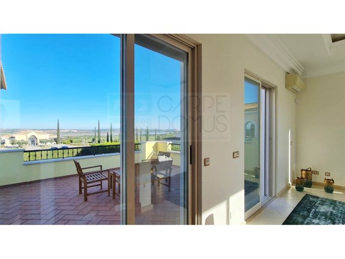 Image No.62-5 Bed House for sale