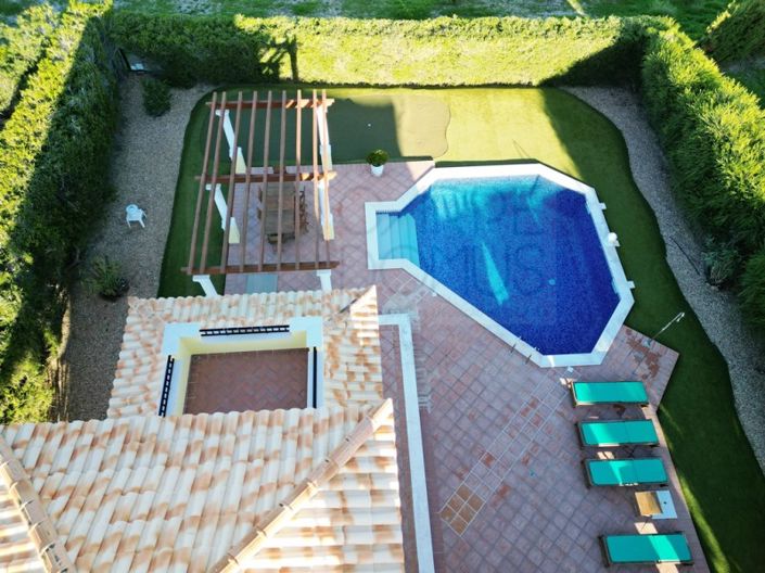 Image No.3-5 Bed House for sale