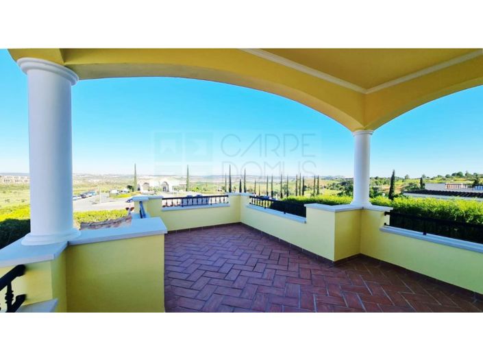 Image No.77-5 Bed House for sale