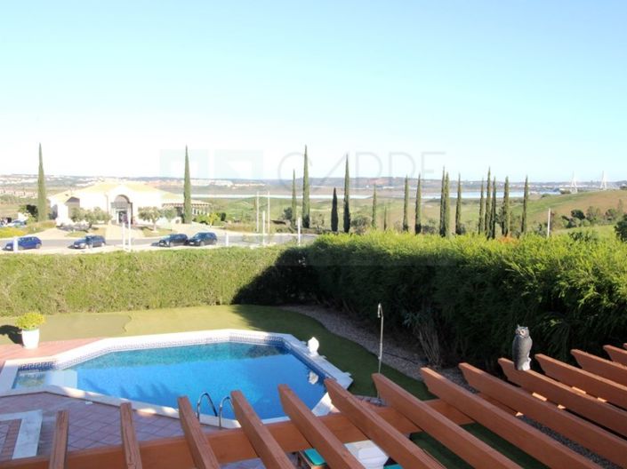 Image No.80-5 Bed House for sale