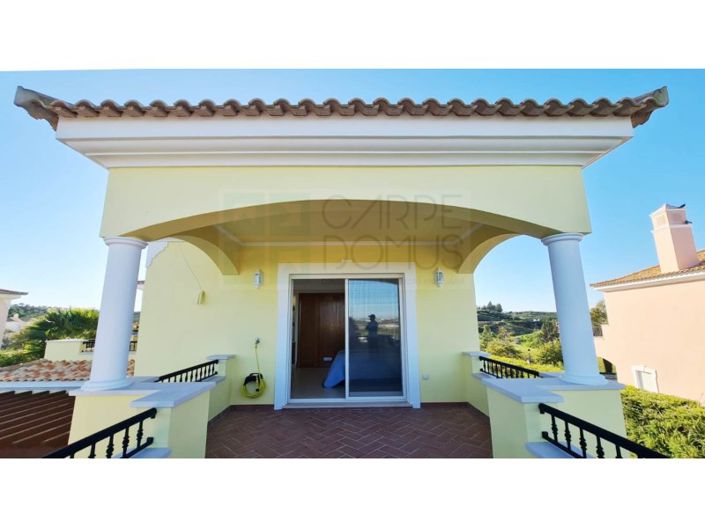 Image No.81-5 Bed House for sale