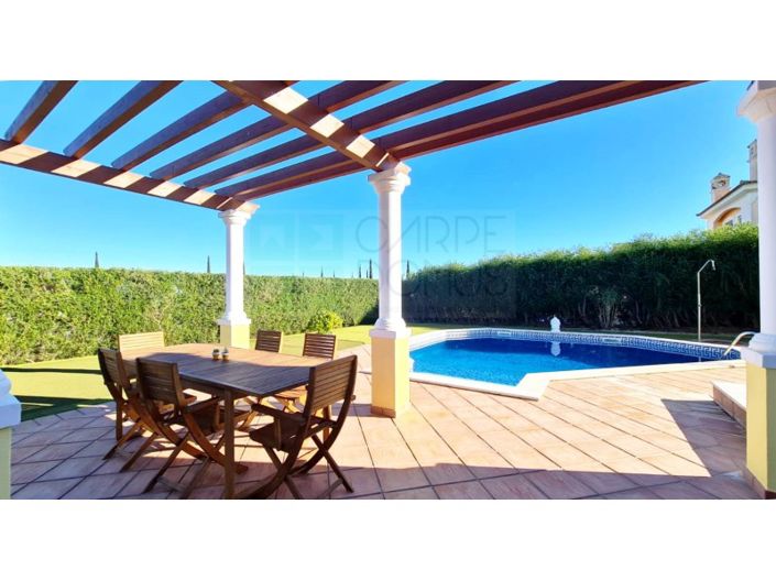 Image No.93-5 Bed House for sale