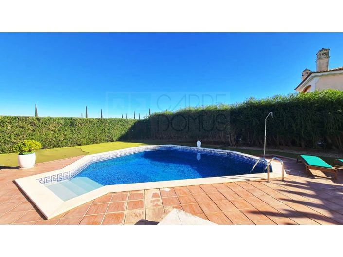 Image No.94-5 Bed House for sale