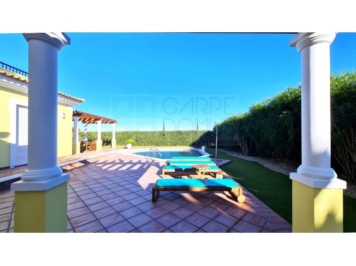 Image No.99-5 Bed House for sale