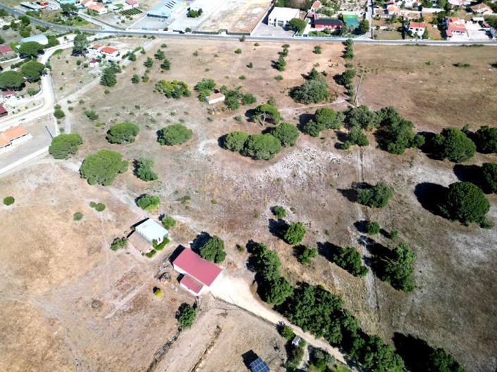 Image No.32-3 Bed Farmhouse for sale