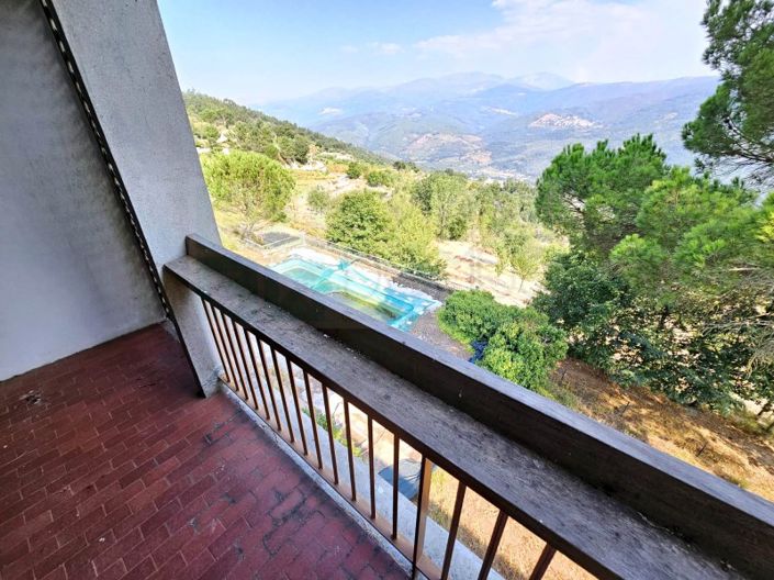 Image No.111-30 Bed Hotel for sale