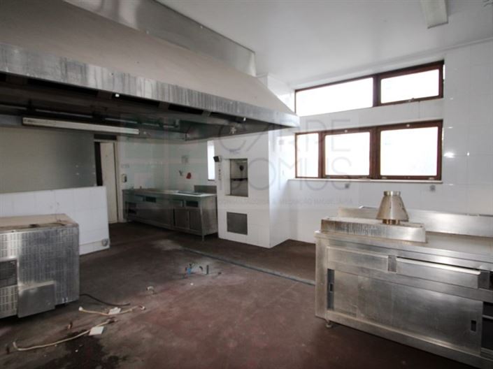 Image No.47-30 Bed Hotel for sale