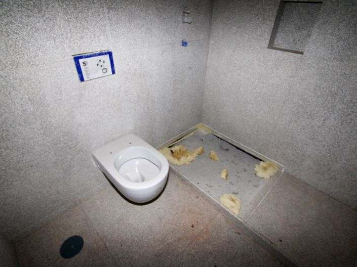 Image No.44-30 Bed Hotel for sale