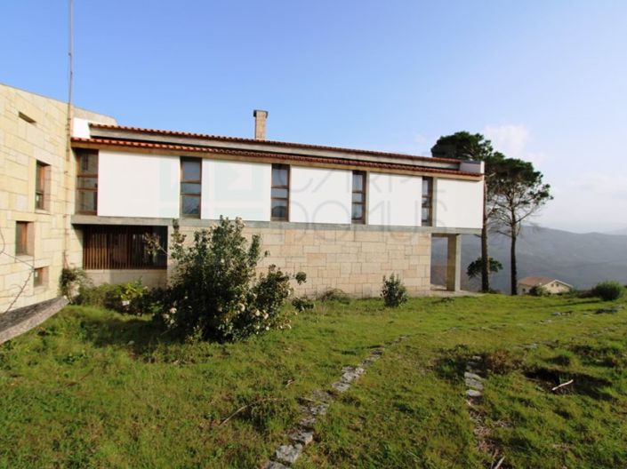 Image No.75-30 Bed Hotel for sale