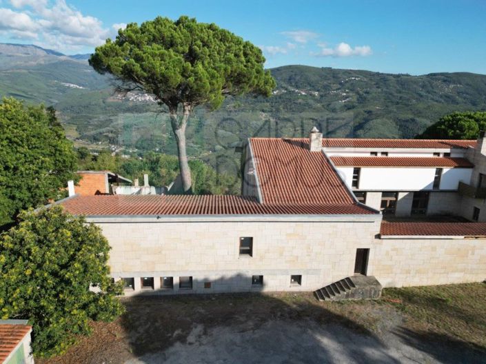 Image No.94-30 Bed Hotel for sale