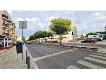 1 - Setúbal, Plot