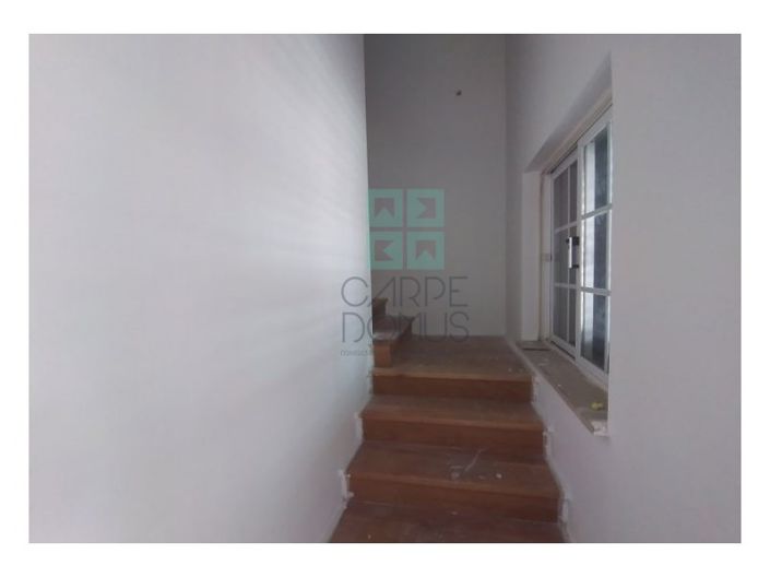 Image No.21-5 Bed House for sale