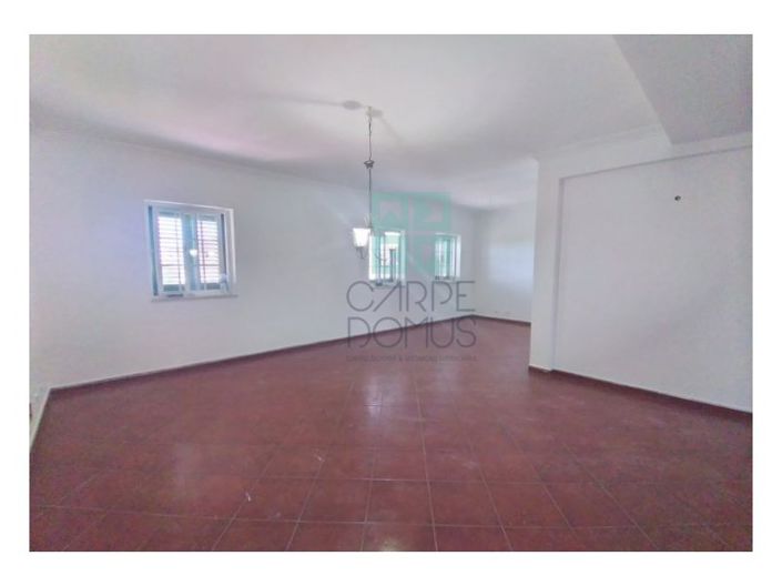 Image No.28-5 Bed House for sale